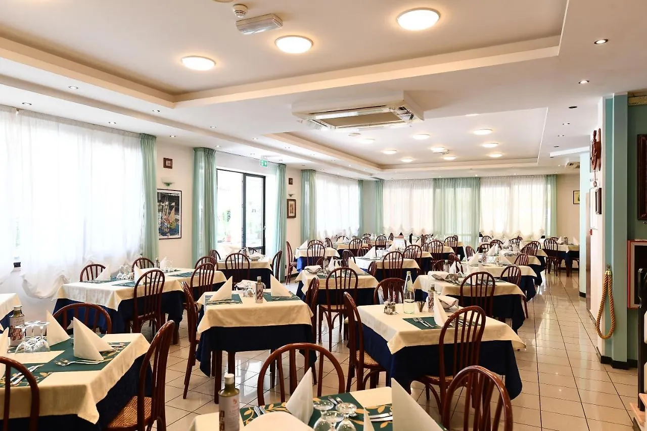 רימיני Hotel Criniera D'Oro