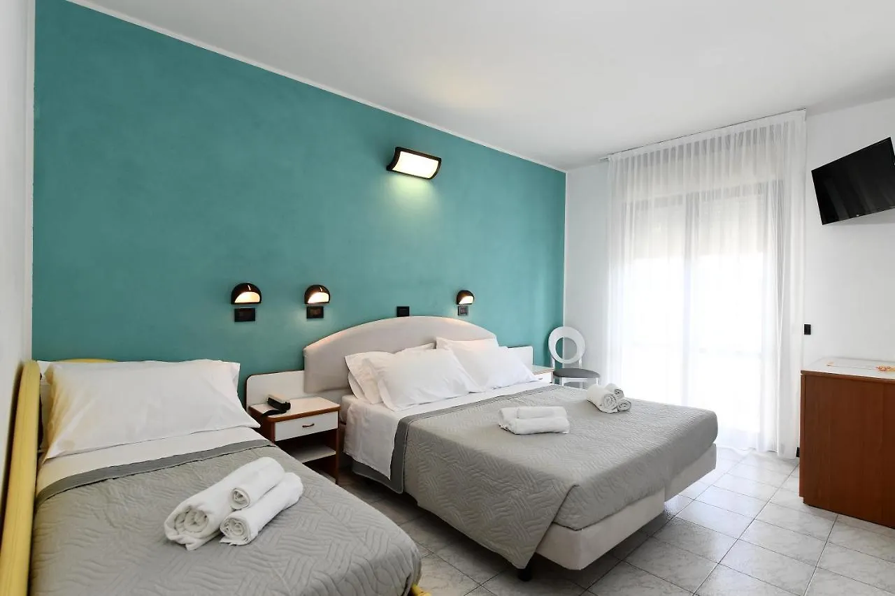 Hotel Criniera D'Oro 리미니
